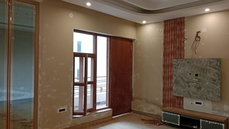Room, sector 10 4 Bedroom 2500 Sq.Ft. Builder Floor In Sector 10 Gurgaon 10567477
