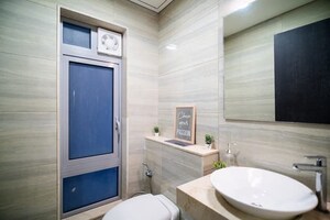 Bathroom in 4 BHK Apartment at Windsor Grande Residences, Andheri West – for Rent