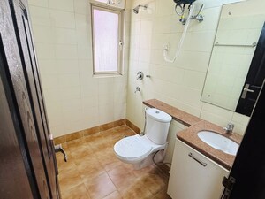 Bathroom in 3 BHK Builder Floor at Unitech South City II, Sector 50 – for Rent