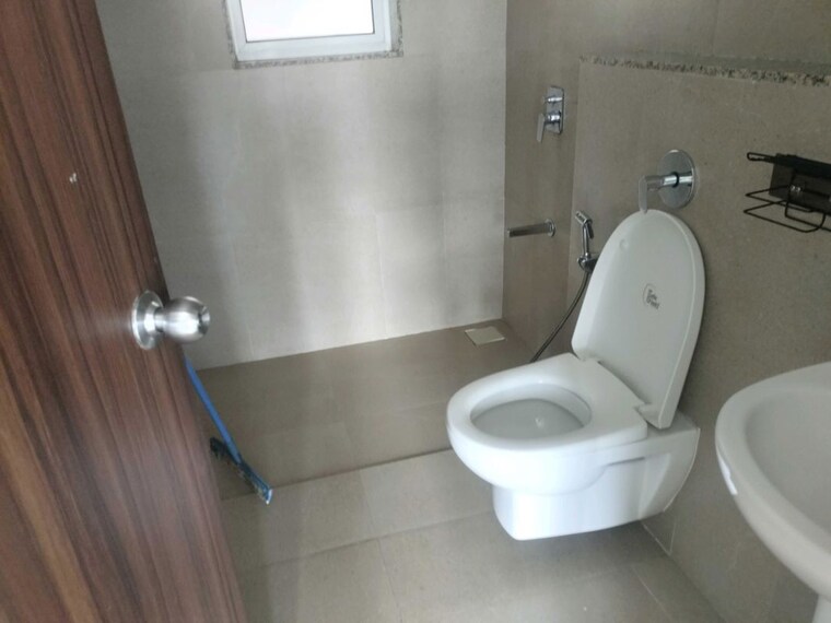 Bathroom, runwal-forests 3 Bedroom 983 Sq.Ft. Apartment In Kanjurmarg West Mumbai 10567535