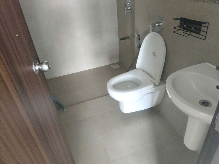 Bathroom, runwal-forests 3 Bedroom 983 Sq.Ft. Apartment In Kanjurmarg West Mumbai 10567535