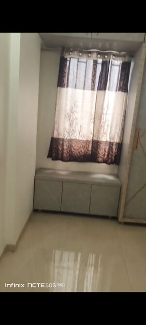 Bedroom in 2 BHK Apartment at Pallavi Chhaya CHS, Chembur – for Rent