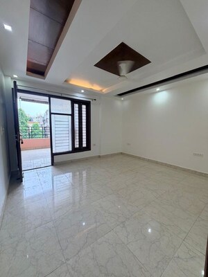 Room in 2 BHK Builder Floor at Malviya Nagar – for Sale