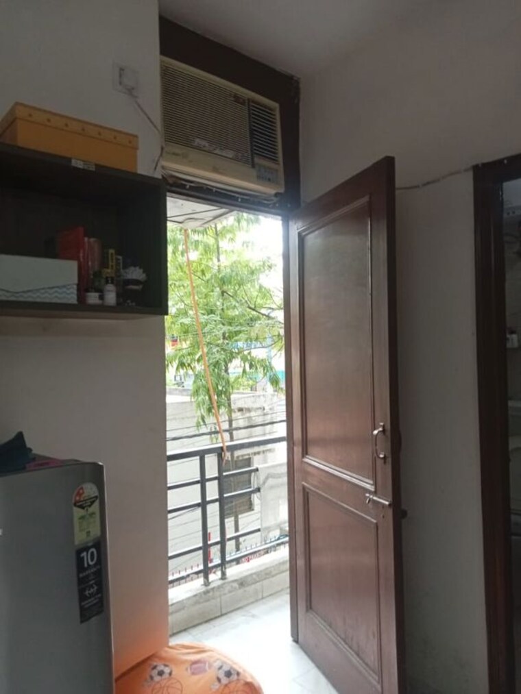 Room, sant nagar 1 Bedroom 490 Sq.Ft. Builder Floor In Sant Nagar Delhi 10567571