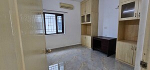 Room in 2 BHK Apartment at Jains Carlton Creek, Manikonda – for Rent