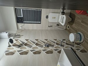 Bathroom in 1 BHK Apartment at Nehru Nagar – for Rent