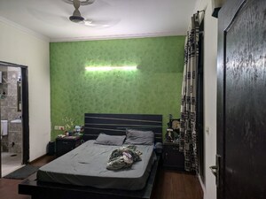 Bedroom in 2.5 BHK Apartment at Amrapali Silicon City, Sector 76 – for Rent