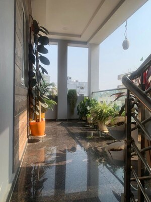 1.5 BHK Independent House – Exterior View View at Ameenpur - for Rent
