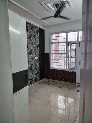 Room in 2 BHK Builder Floor at Dhakoli – for Sale