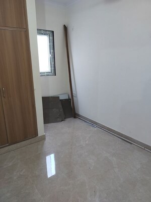 1 BHK Apartment For Rent in Sector 13 Dwarka