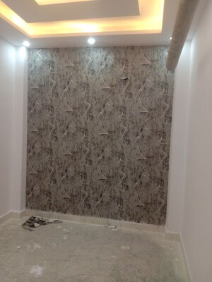Room in 1 BHK Independent House at Mohan Garden – for Sale