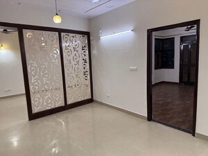 Room in 3 BHK Apartment at M3M Woodshire, Sector 107 – for Sale