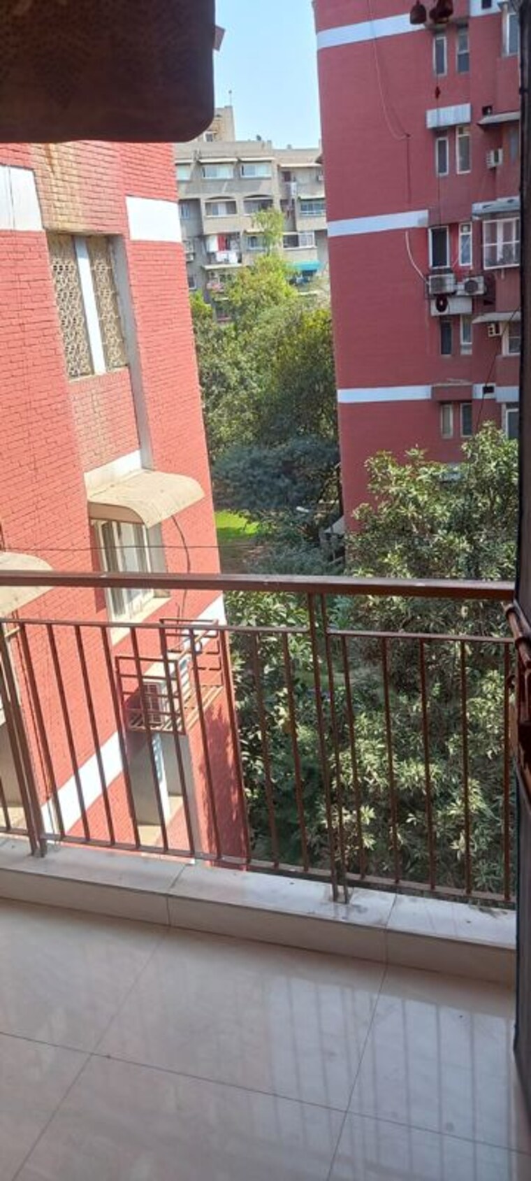 Balcony, ip extension 3 Bedroom 1400 Sq.Ft. Apartment In Ip Extension Delhi 10567778
