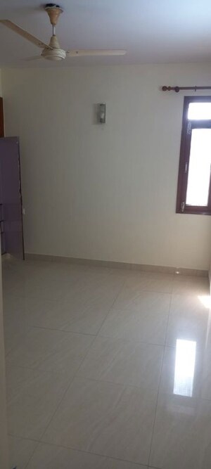 Master Bedroom in 3 BHK Apartment at Ip Extension – for Rent