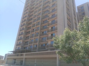  Office Space – Exterior View View at Sampad Arista, Chandkheda - for Rent