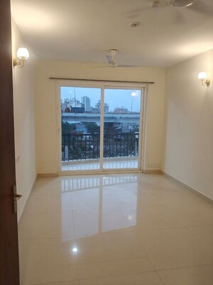 Room in 3 BHK Apartment at Godrej Woods, Sector 43 – for Rent