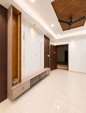 Room in 3 BHK Apartment at Lakshmi Cadillac, Kondapur – for Rent
