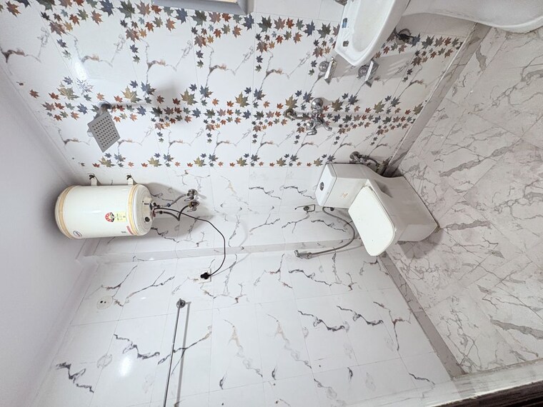 Team Area, khirki extension 2 Bedroom 70 Sq.Yd. Builder Floor In Khirki Extension Delhi 10567804