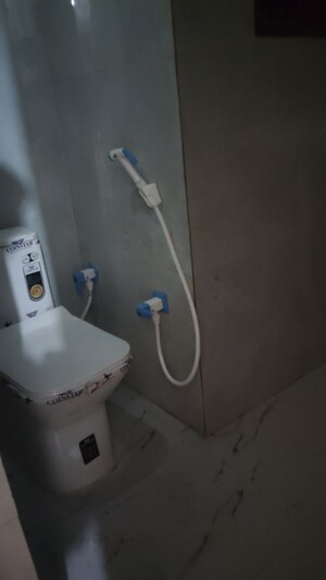 Bathroom in 1.5 BHK Independent House at Sector 48 – for Rent