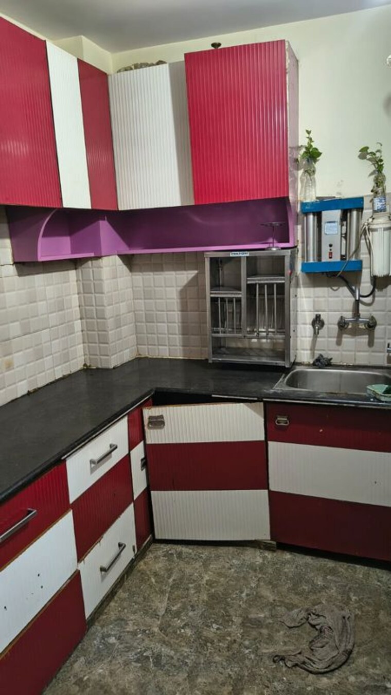 Kitchen, mayur vihar 1 2 Bedroom 750 Sq.Ft. Builder Floor In Mayur Vihar 1 Delhi 10567814