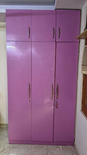 Furnished Amenities in 2 BHK Builder Floor at Mayur Vihar 1 – for Rent