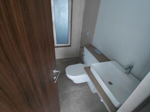 Bathroom in 1 BHK Apartment at Kalpataru Vivant, Jogeshwari East – for Rent