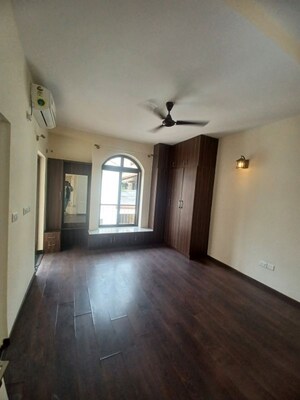 Room in 3.5 BHK Apartment at LGCL Beautiful World, Hennur – for Rent