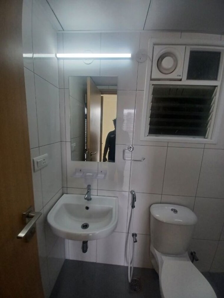 Bathroom, godrej-royale-woods 2 Bedroom 1000 Sq.Ft. Apartment In Devanahalli Bangalore 10567851