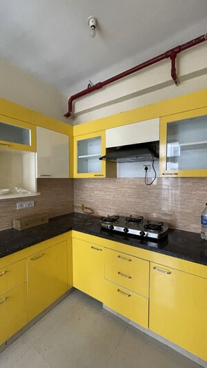 Kitchen in 3.5 BHK Apartment at Omaxe R2, Gomti Nagar – for Rent