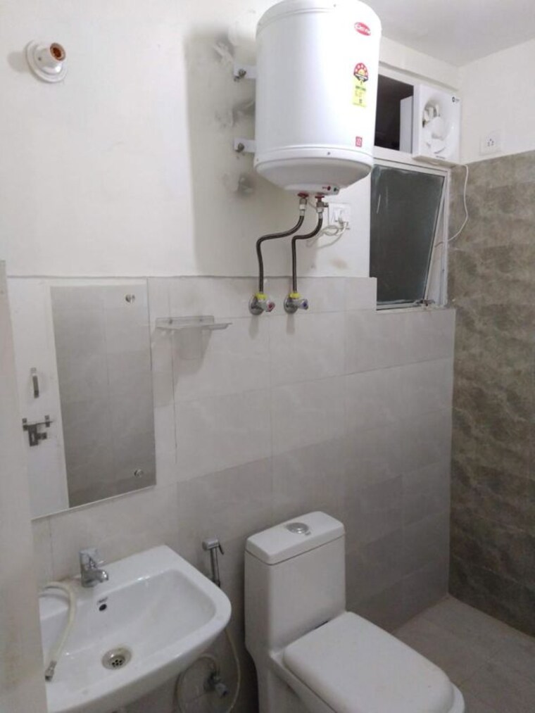 Bathroom, conscient-habitat-102 3 Bedroom 745 Sq.Ft. Apartment In Sector 102 Gurgaon 10567879