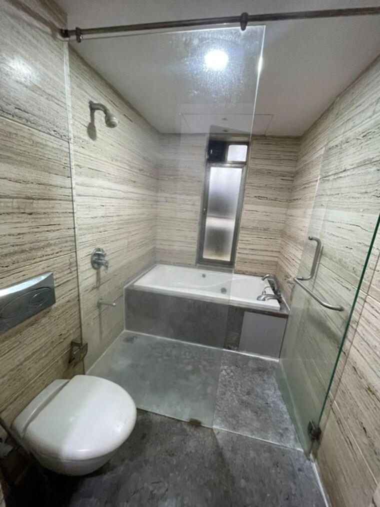 Bathroom, lodha-luxuria 3 Bedroom 1200 Sq.Ft. Apartment In Majiwada Thane 10567863