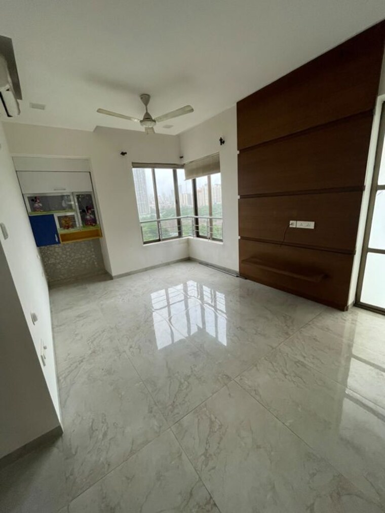 Room, lodha-luxuria 3 Bedroom 1200 Sq.Ft. Apartment In Majiwada Thane 10567863