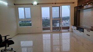Room in 3 BHK Apartment at Godrej Aqua, International Airport Road – for Rent