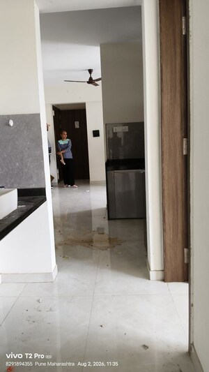 Room in 2 BHK Apartment at Dream Metropark County, Balewadi – for Rent