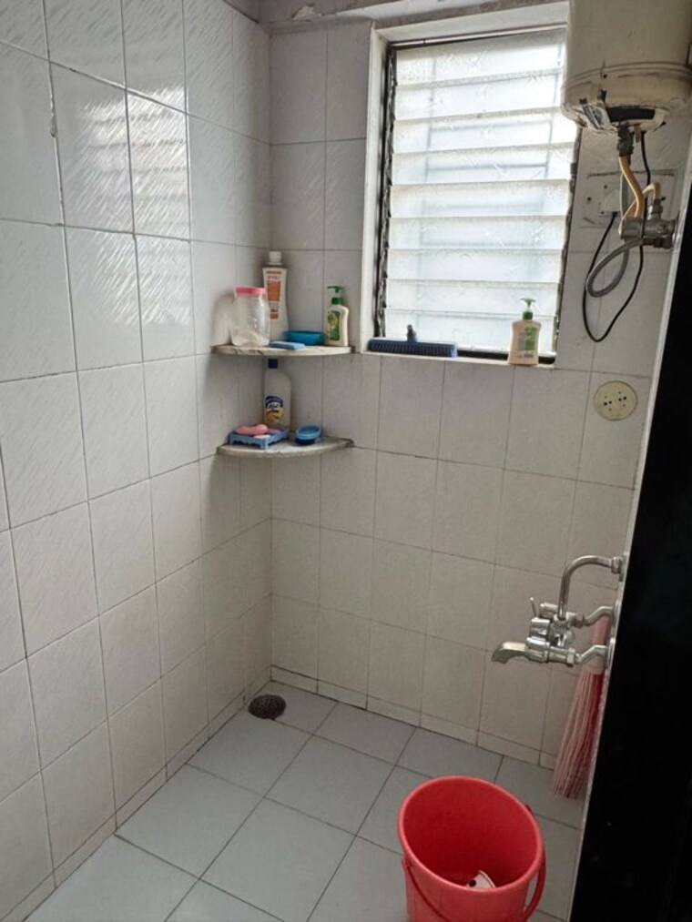 Bathroom, shreeji-paradise 2 Bedroom 1200 Sq.Ft. Apartment In Aundh Pune 10567969