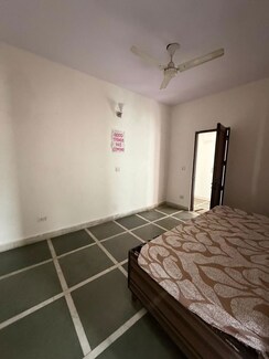 1 BHK Builder Floor For Rent in Kalkaji