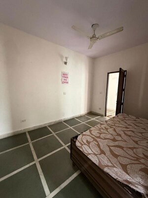 1 BHK Builder Floor For Rent in Kalkaji