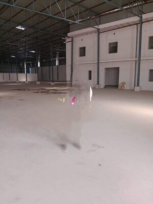 Room in  Warehouse at Pali – for Rent