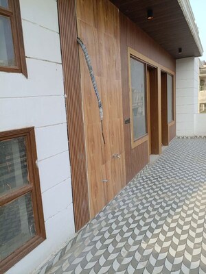 4 BHK Builder Floor at Green Fields Colony – for Sale
