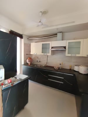 Kitchen in 3.5 BHK Apartment at GPL Eden Heights, Sector 70 – for Rent
