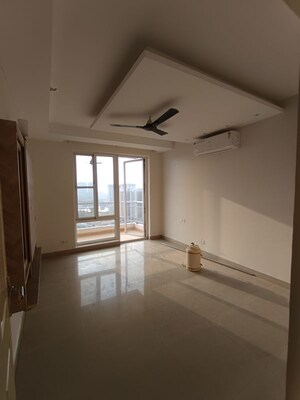Room in 3.5 BHK Apartment at GPL Eden Heights, Sector 70 – for Rent