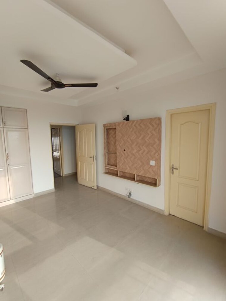 Room, gpl-eden-heights 3.5 Bedroom 2150 Sq.Ft. Apartment In Sector 70 Gurgaon 10567983