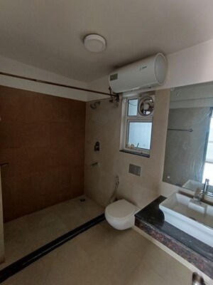 Bathroom in 3.5 BHK Apartment at M3M Escala, Sector 70a – for Rent