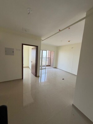 Room in 2 BHK Apartment at Kolte Patil Life Republic 16th Avenue Arezo, Hinjewadi – for Rent