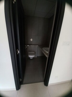 Bathroom in 3.5 BHK Apartment at Guardian The Palladium, Kothrud – for Rent