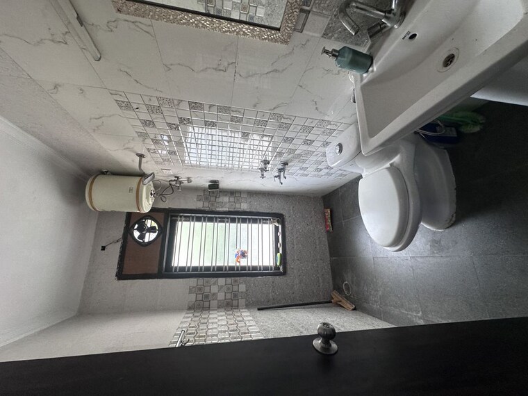 Bathroom, rwa-residential-society-sector-46 2 Bedroom 1600 Sq.Ft. Builder Floor In Sector 46 Gurgaon 10568025
