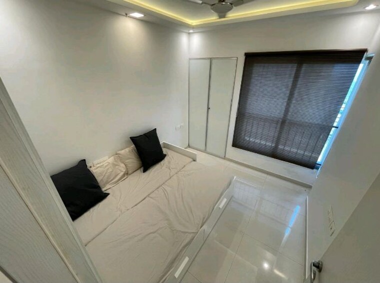Team Area, rustomjee-azziano-wing-d 2 Bedroom 700 Sq.Ft. Apartment In Thane West Thane 10568023