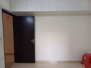 Room in 2 BHK Apartment at Bren Northern Lights, Jakkuru – for Rent