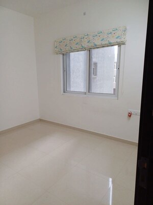 Room in 2 BHK Apartment at Bren Northern Lights, Jakkuru – for Rent