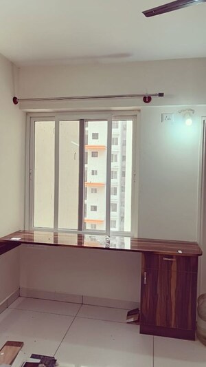 Room in 2 BHK Apartment at Mahaveer Celesse, Hunasamaranahalli – for Rent